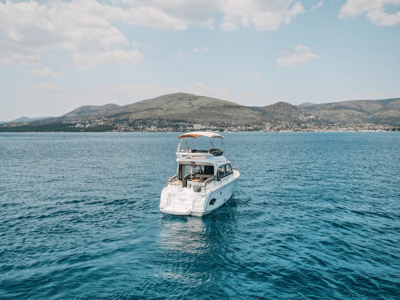 Photo #21 - Bavaria E40 Fly (Ivona) in Trogir - 8033