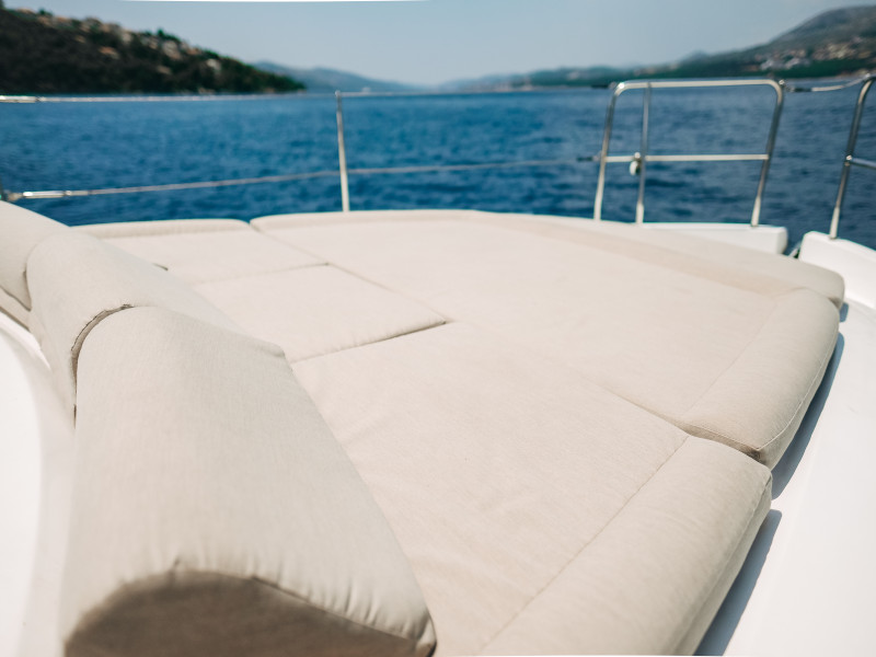 Photo #18 - Bavaria E40 Fly (Ivona) in Trogir - 8033