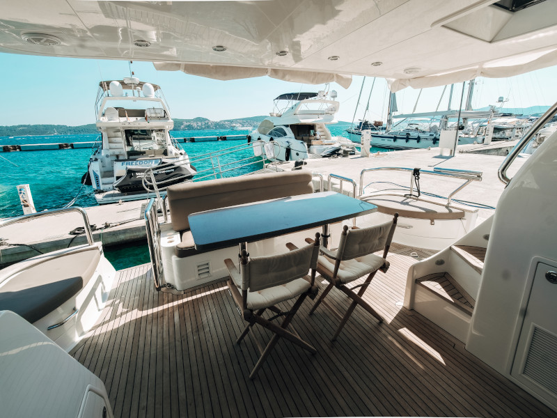 Photo #44 - Elegance 60 Fly (Lifestyle 1) in Drage - 8109