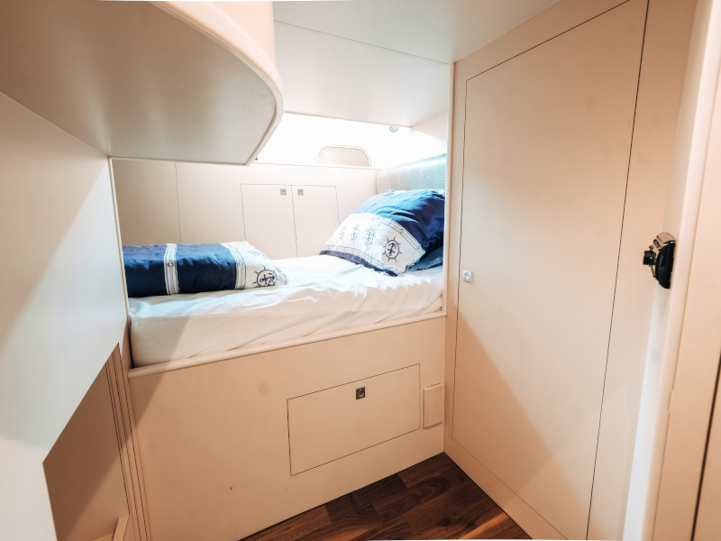Photo #6 - Elegance 60 Fly (Lifestyle 1) in Drage - 8109