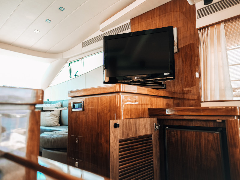 Photo #23 - Elegance 60 Fly (Lifestyle 1) in Drage - 8109