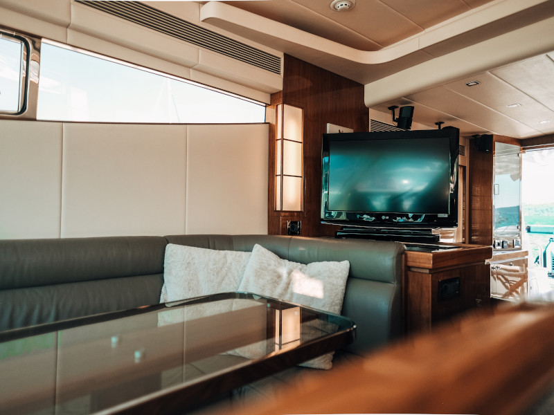 Photo #31 - Elegance 60 Fly (Lifestyle 1) in Drage - 8109