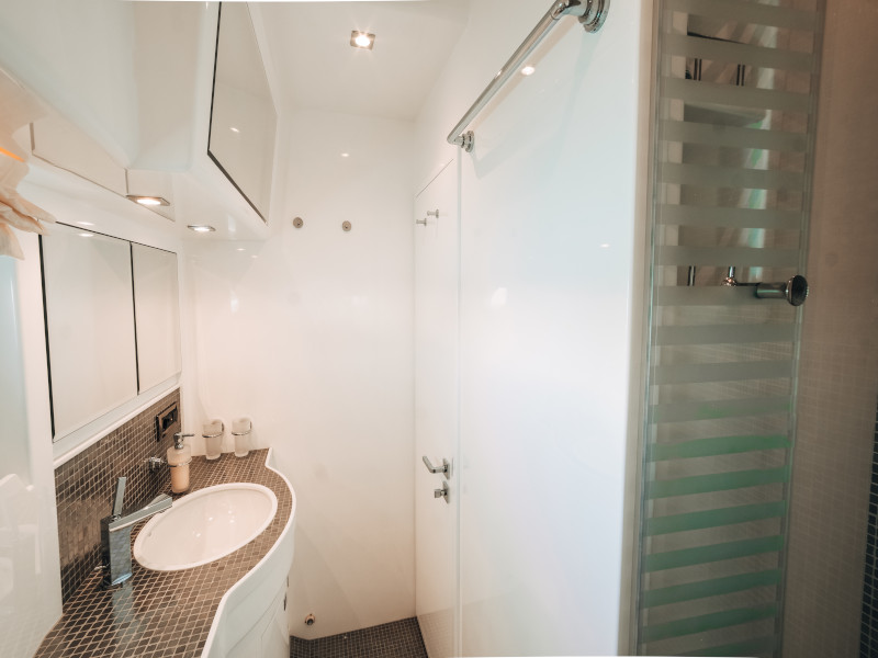 Photo #70 - Elegance 60 Fly (Lifestyle 1) in Drage - 8109