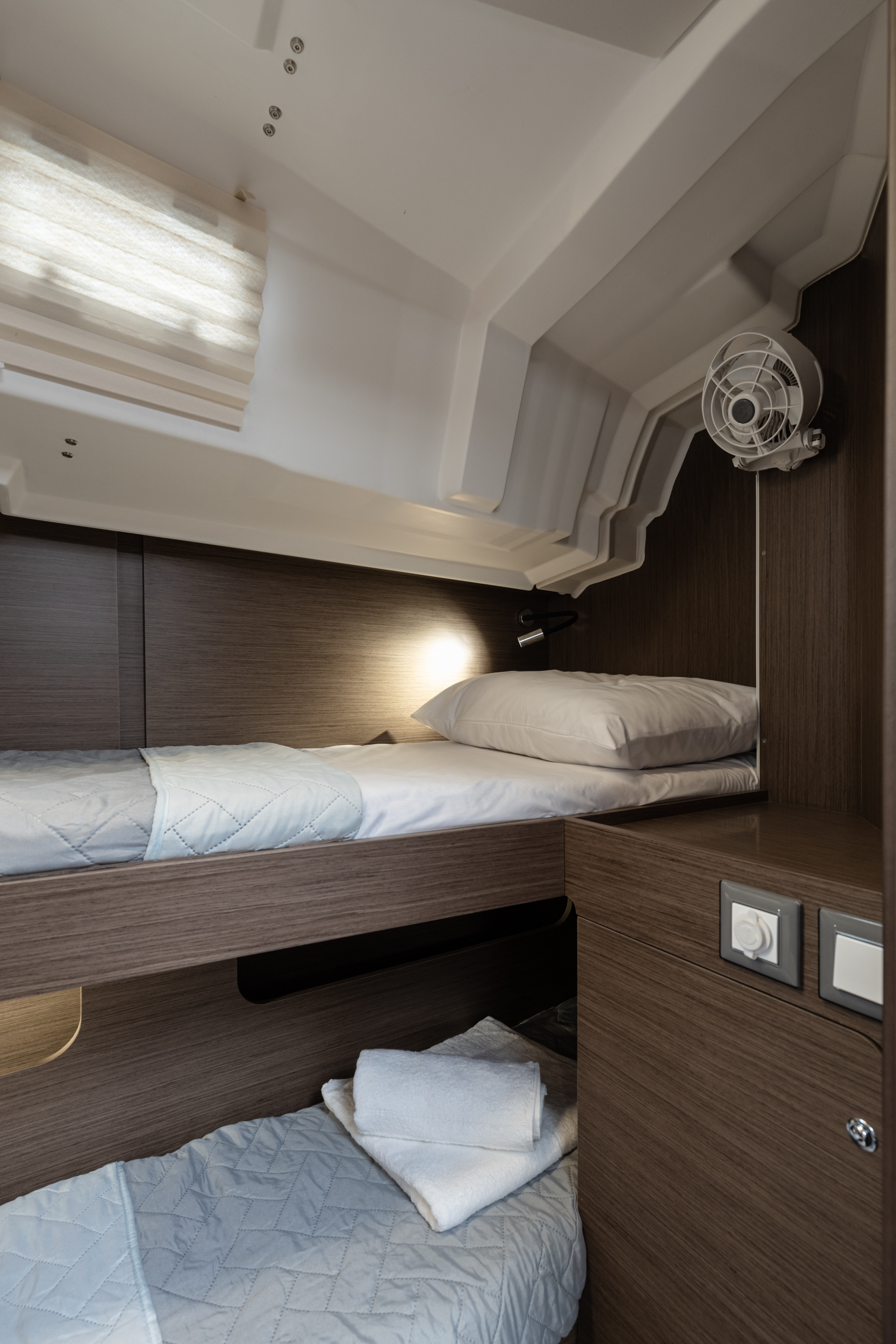 Photo #6 - Oceanis 46.1 (Vienna Princess | Bow Thruster, Solar Panel, 12 pax) in Preveza - 10646