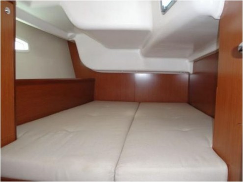 Photo #4 - Beneteau Oceanis 40 (Tosca) in Eleusis - 4116