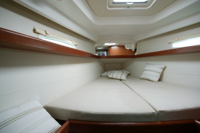 Photo #8 - Beneteau Oceanis 40 (Tosca) in Eleusis - 4116