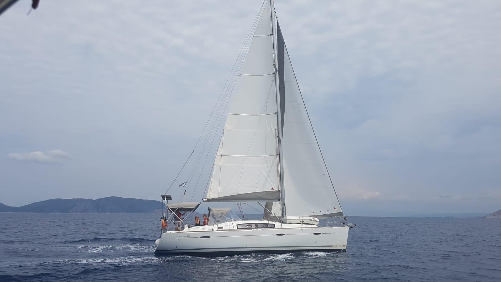 Photo #15 - Beneteau Oceanis 40 (Tosca) in Eleusis - 4116
