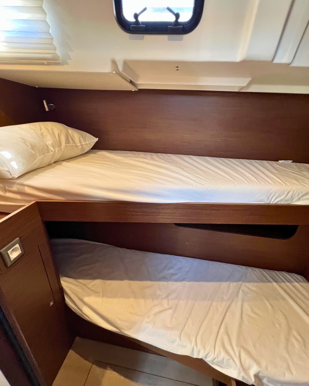Photo #15 - Oceanis 51.1 (Le Streghe - Comfort line) en Portorosa - 12046