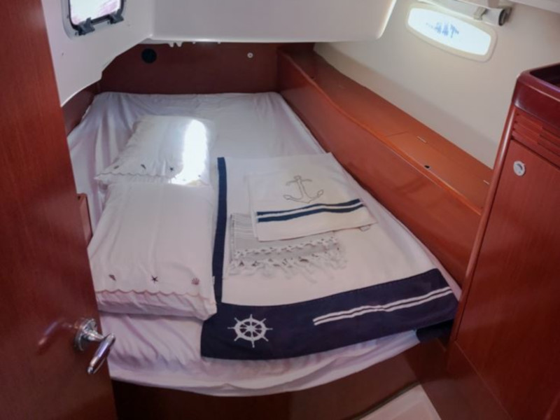 Photo #9 - Oceanis 43 (Rhapsody Marmaris) in Marmaris - 12997