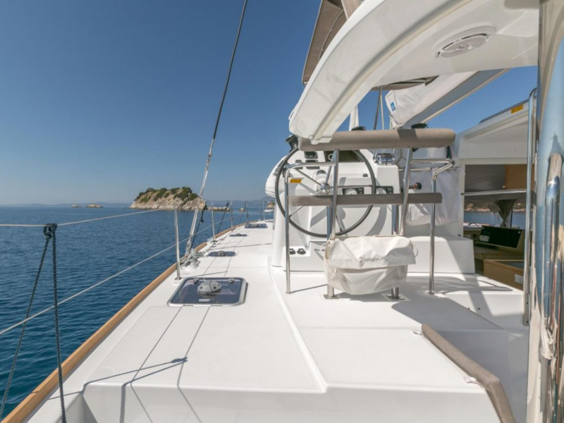 Photo #27 - Lagoon 400 S2 (Armonia) in Paleros - 11674