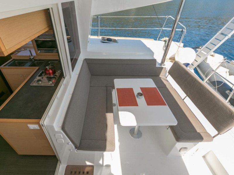 Photo #29 - Lagoon 400 S2 (Armonia) in Paleros - 11674