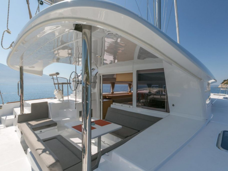 Photo #23 - Lagoon 400 S2 (Armonia) in Paleros - 11674