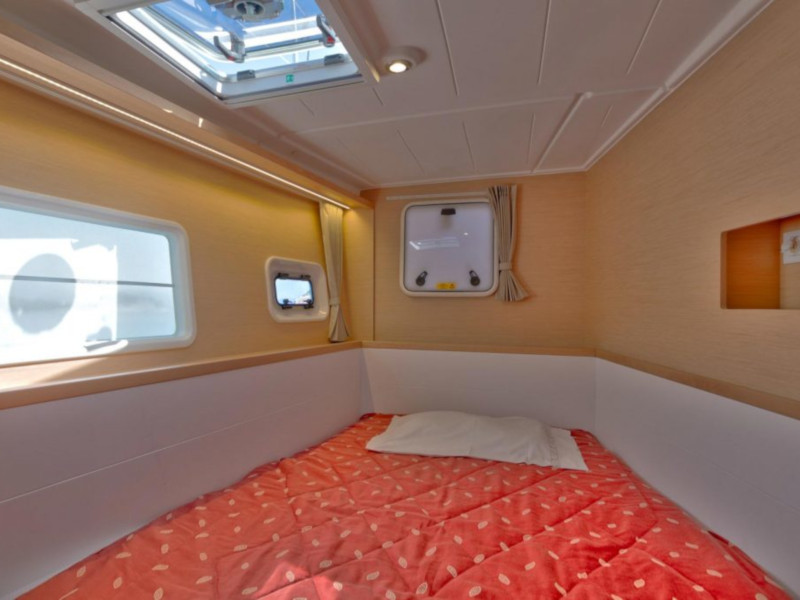 Photo #9 - Lagoon 400 S2 (Armonia) in Paleros - 11674