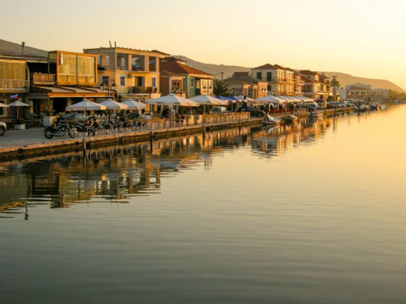 Photo #9 - Sun Odyssey 39 DS (Afroditi) in Paleros - 12791