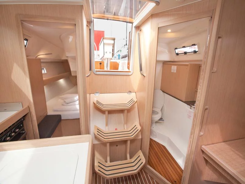 Bavaria Cruiser 34 Style (Aston)  - 7