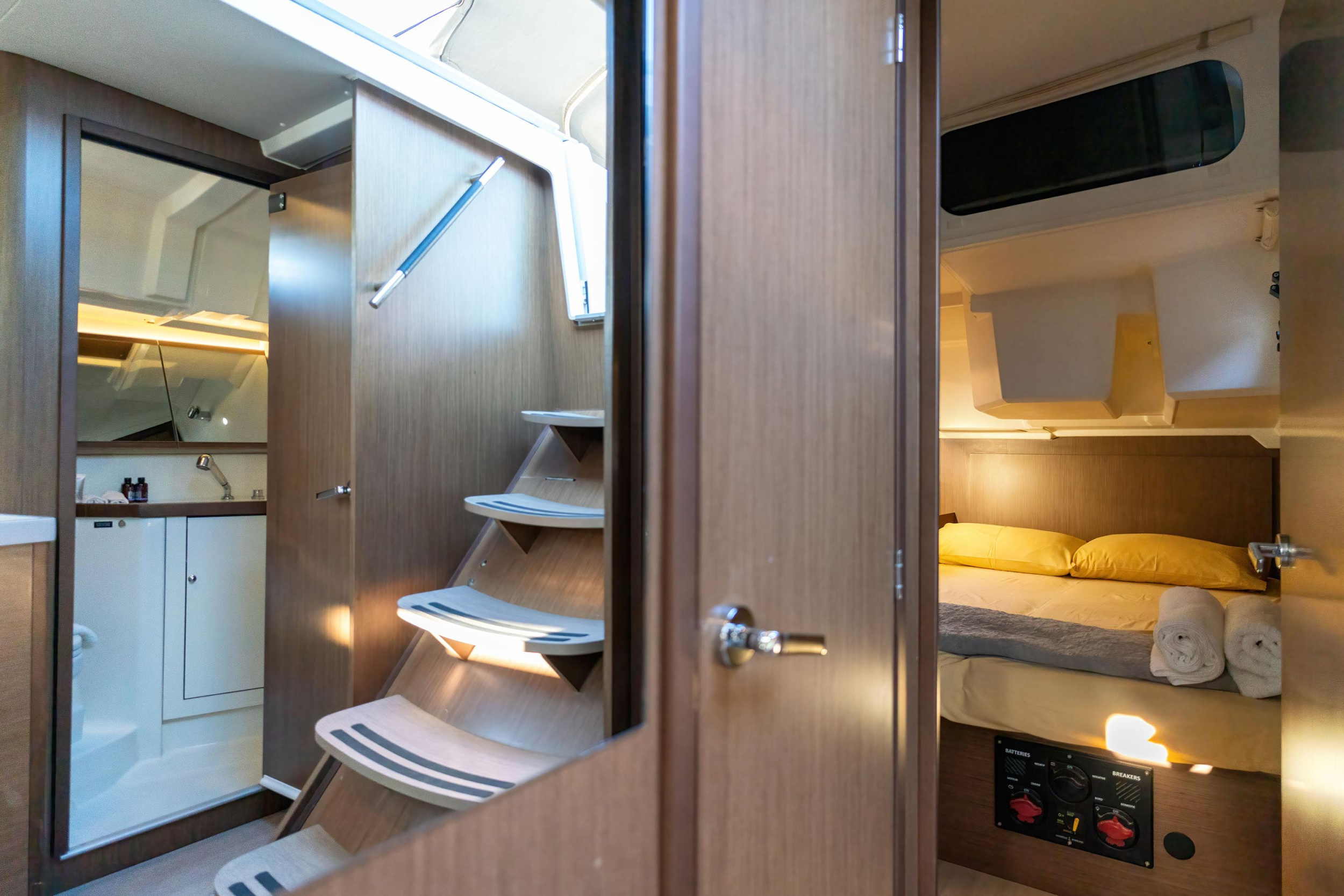 Photo #5 - Oceanis 46.1 ("Blue Odyssey, Beneteau Oceanis 46.1, 2020") en Nea Peramos - 17509