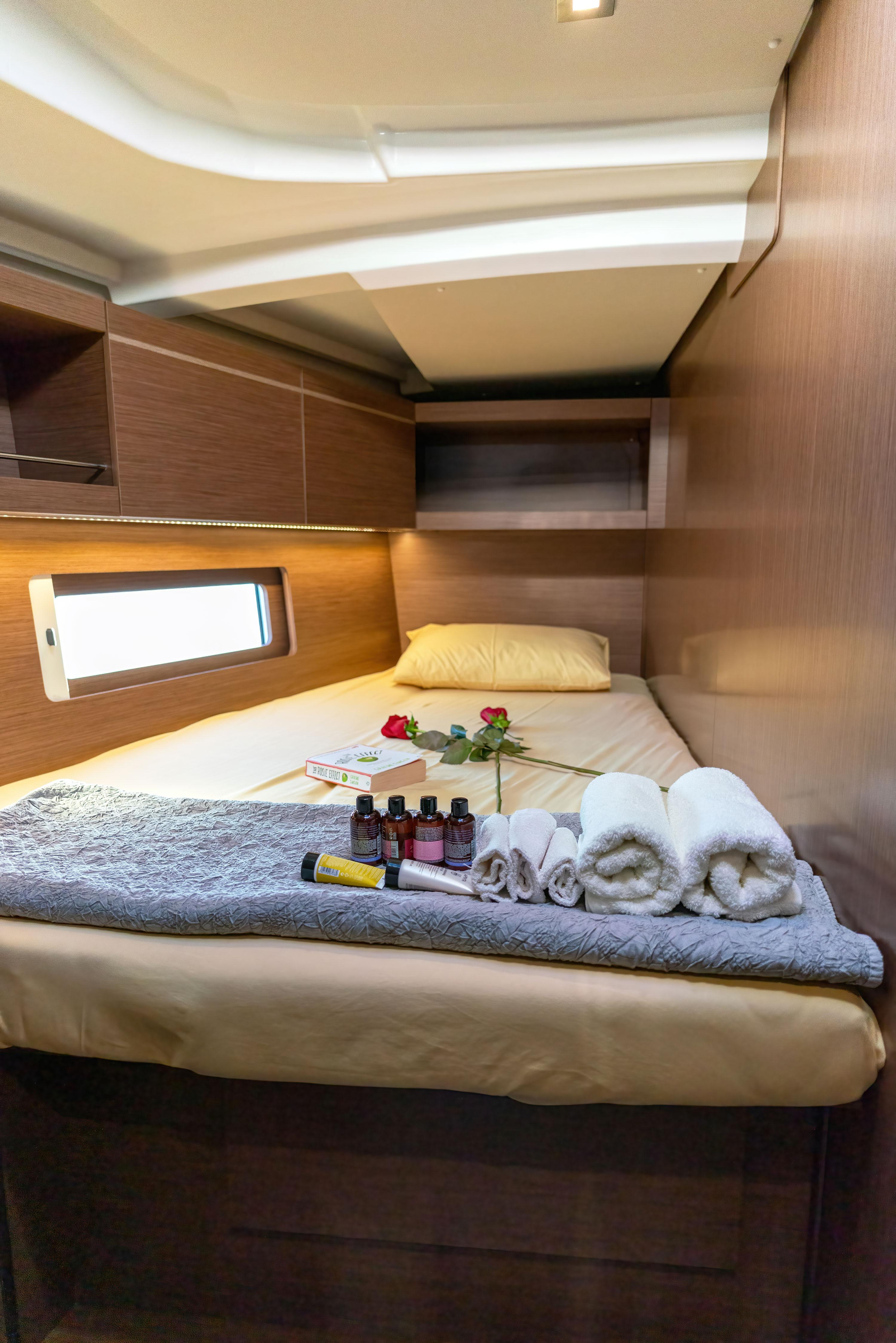 Photo #25 - Oceanis 46.1 ("Blue Odyssey, Beneteau Oceanis 46.1, 2020") en Nea Peramos - 17509
