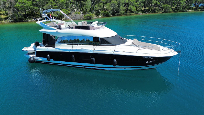 Photo #36 - Prestige 500 Fly (Serendipity I) en Sibenik - 7626