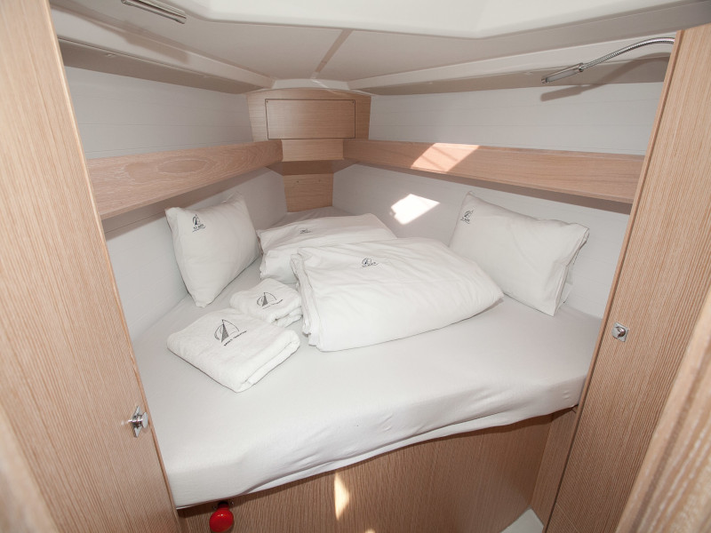 Photo #27 - Bavaria Cruiser 34 Style (COOKIE) in Zara - 11718