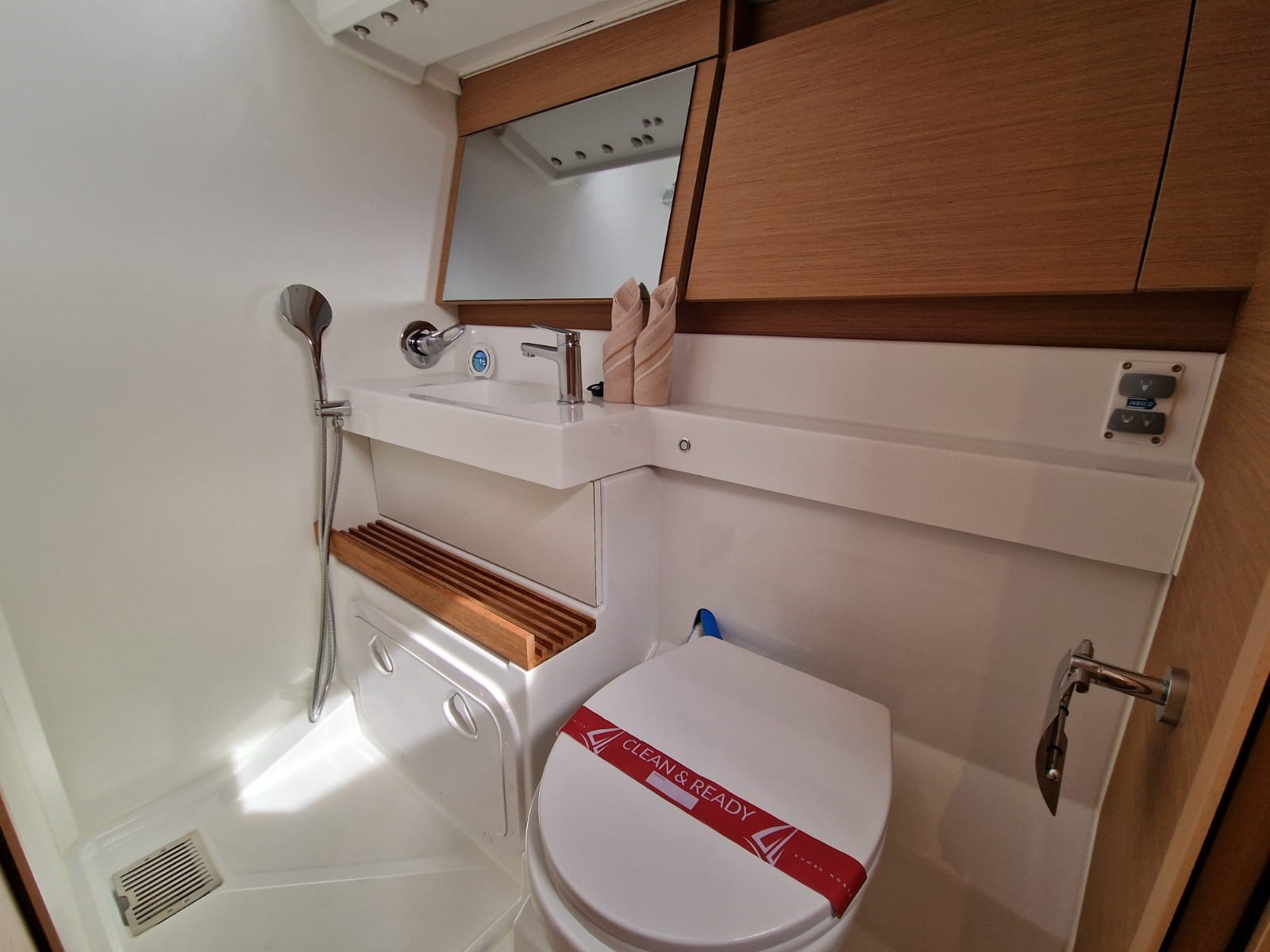 Photo #11 - JEANNEAU SO 440 (KOALA II) in Sant Antoni de Portmany - 12969