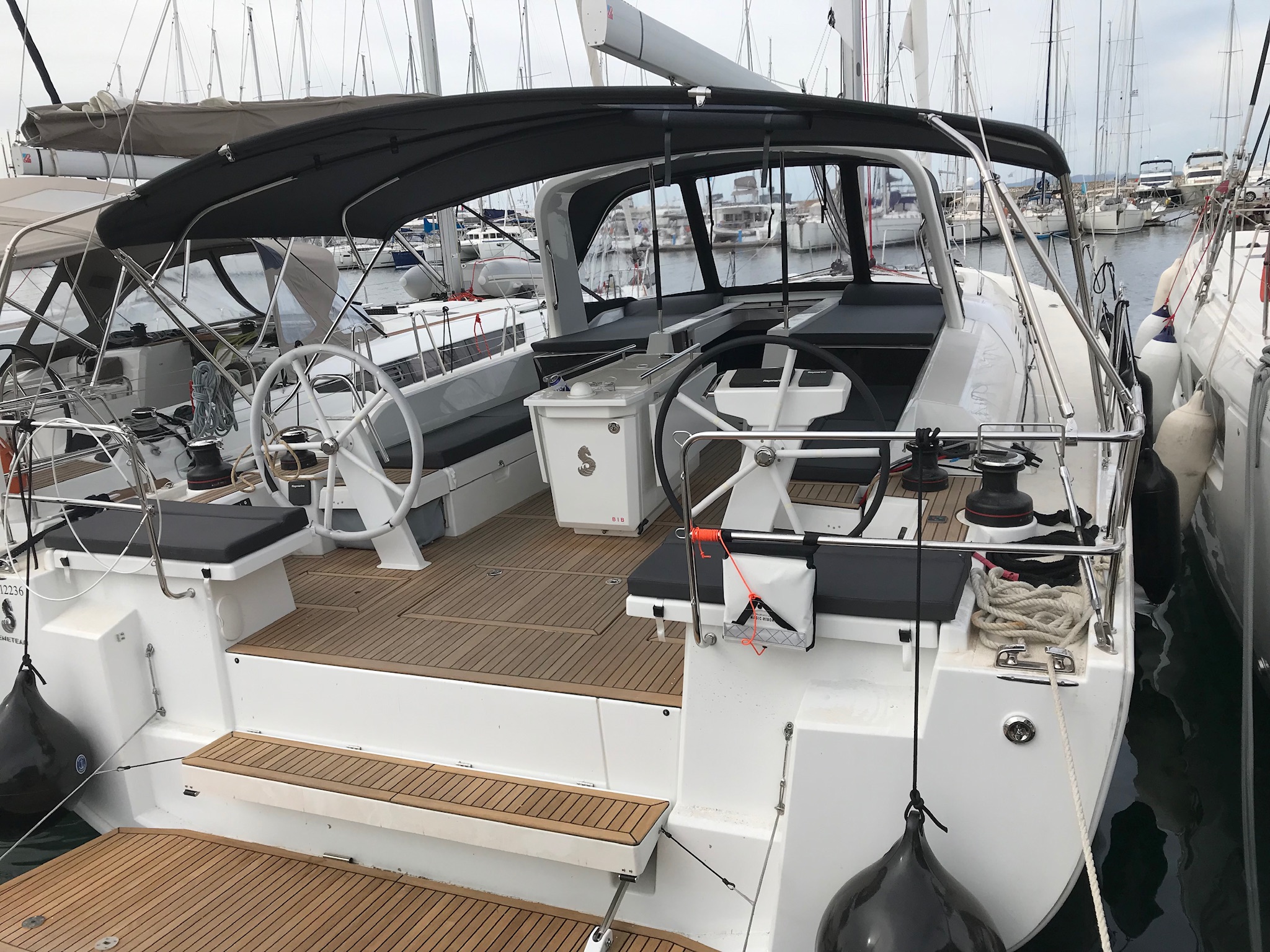 Photo #10 - Oceanis 51.1 (Famiglia) en Athènes - 17181