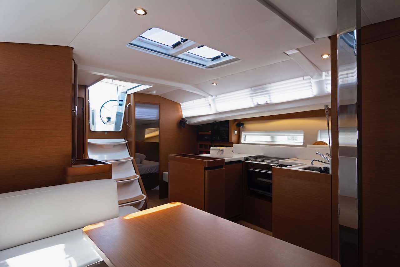 Photo #6 - Sun Odyssey 440 (Sun Kiss) en Split - 12751