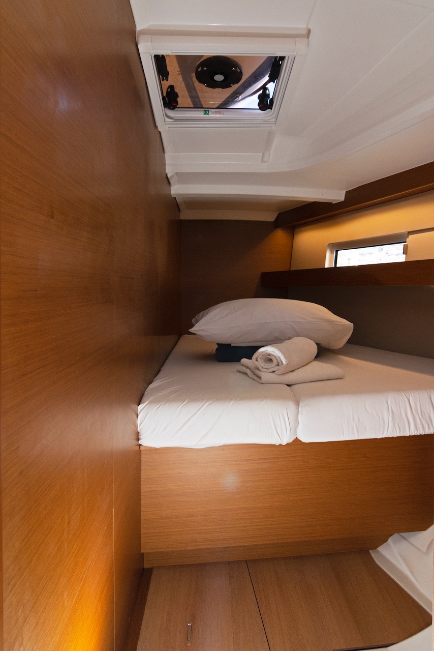 Photo #8 - Sun Odyssey 440 (Sun Kiss) en Split - 12751