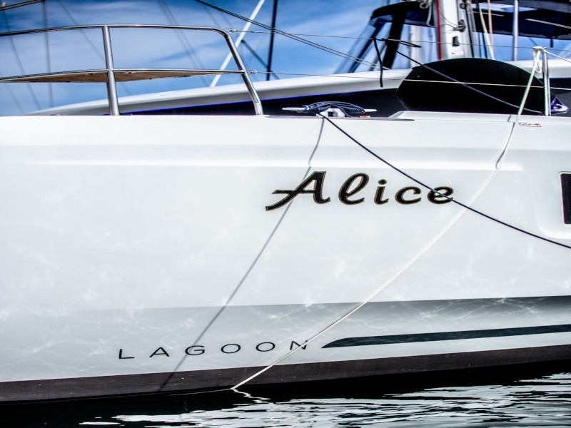Photo #80 - Lagoon 46 (ALICE) en Atenas - 9470