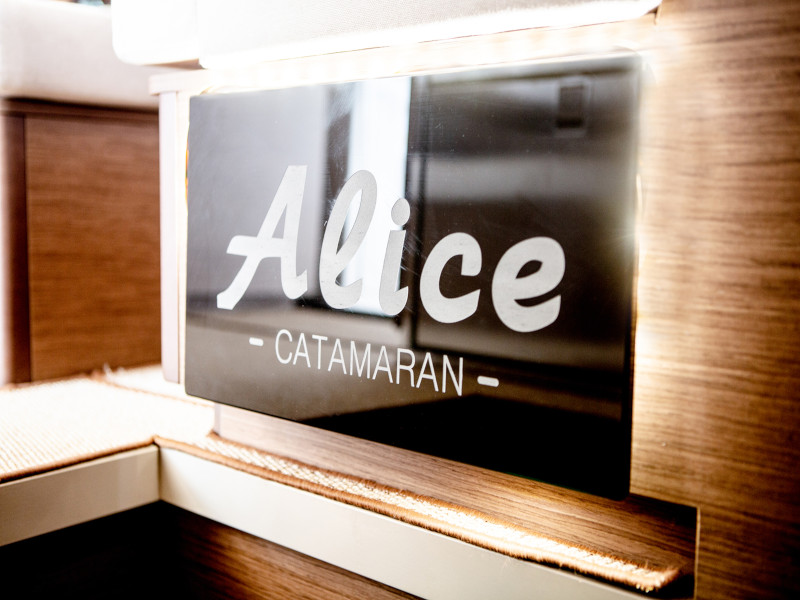 Photo #137 - Lagoon 46 (ALICE) en Atenas - 9470
