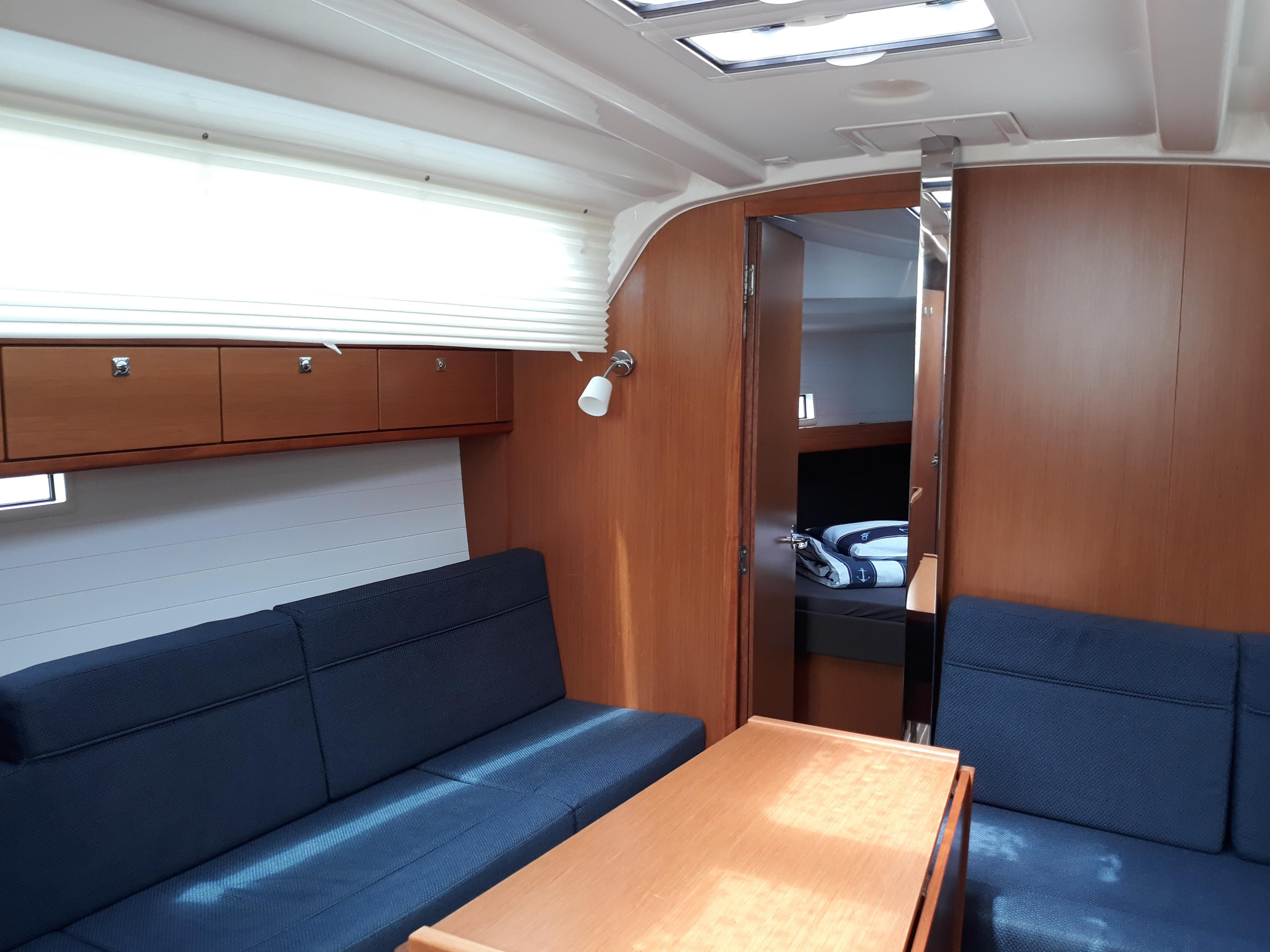 Photo #5 - Bavaria Cruiser 37 (Mišac) en Sukosan - 4013