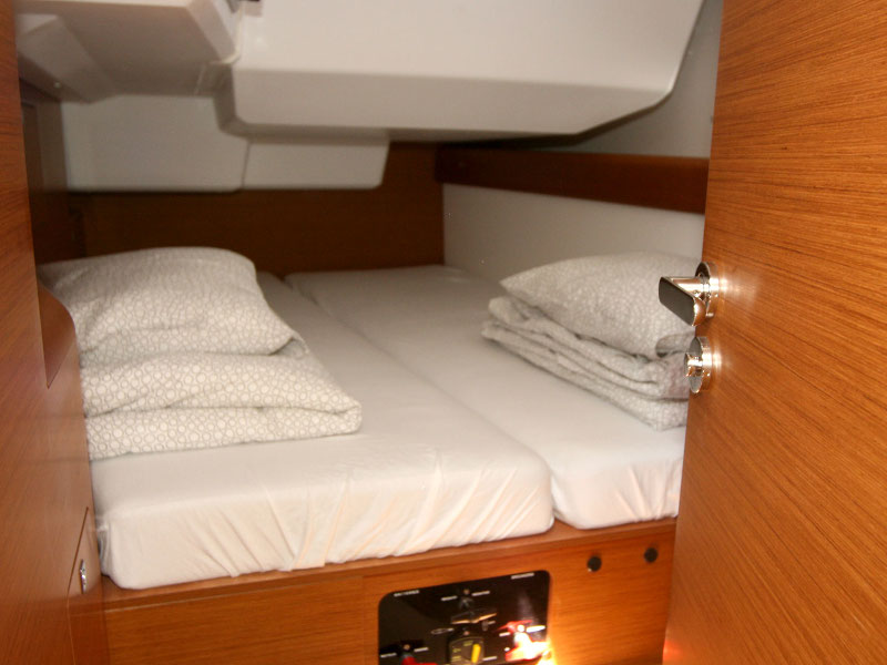 Photo #9 - Sun Odyssey 479 (Vencel) in Pula - 9138