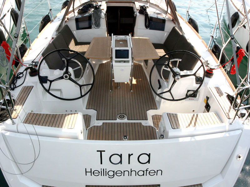 Photo #7 - Sun Odyssey 389 - 2 cab (Tara) in Krk - 9158