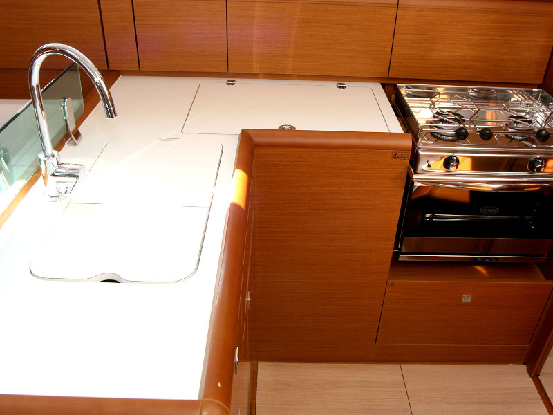 Photo #4 - Sun Odyssey 389 - 2 cab (Tara) in Krk - 9158