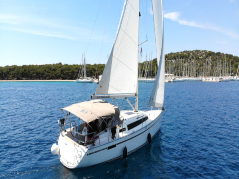 Photo #12 - Bavaria Cruiser 34 (Little Joe) en Rogoznica - 22300