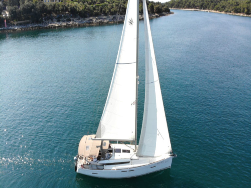 Photo #7 - Sun Odyssey 419 (Mira) en Pula - 9130
