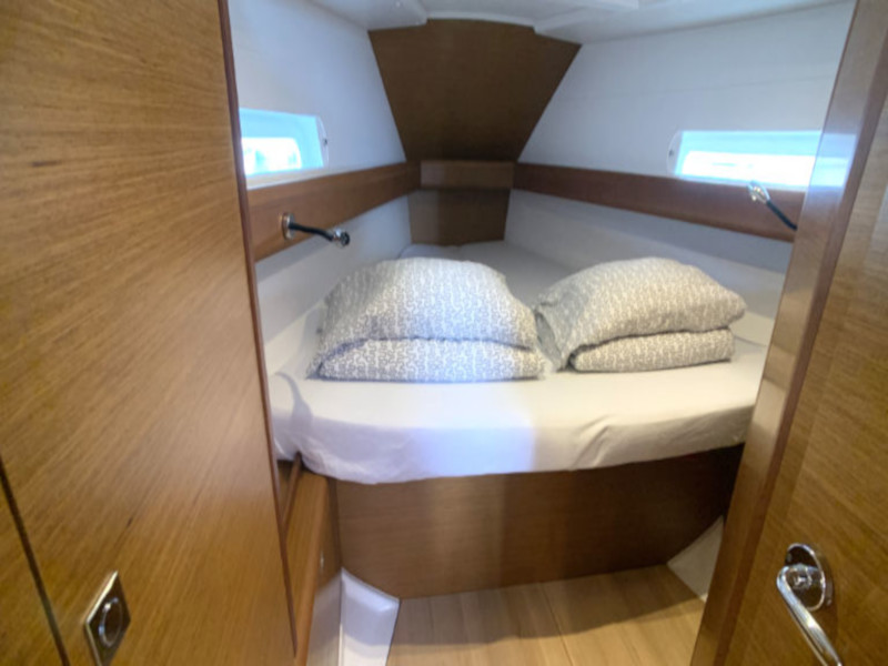 Photo #4 - Sun Odyssey 419 (Espresso) in Rogoznica - 9180