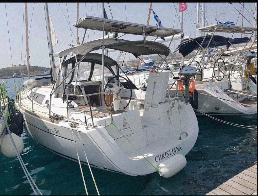 Photo #4 - Oceanis 34 (Christiana) en Nea Peramos - 17163