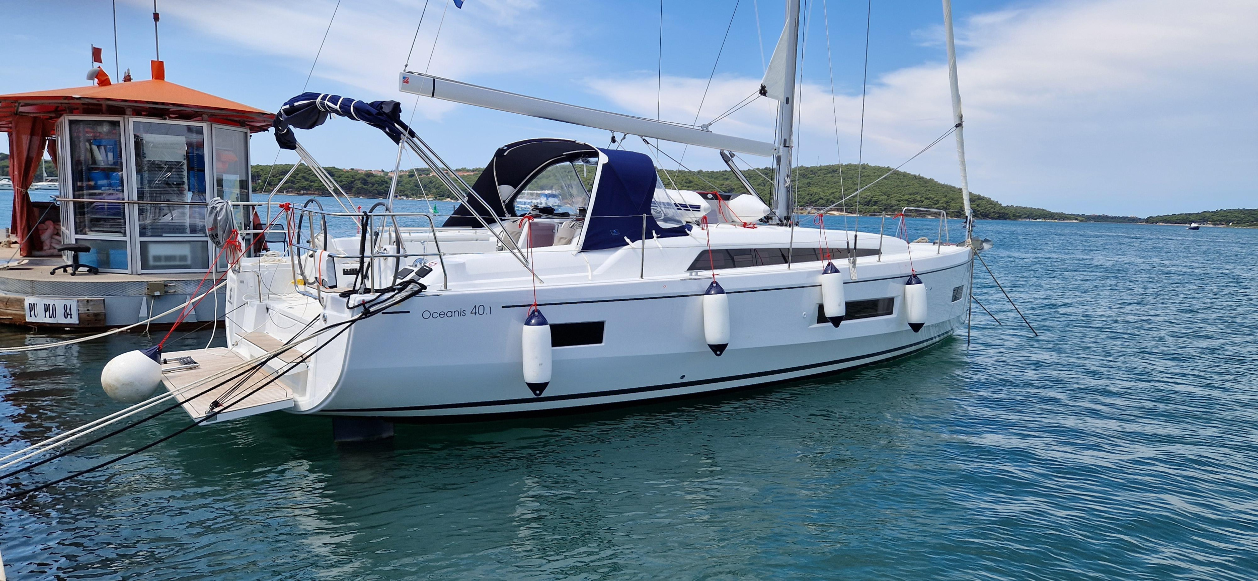 Photo #13 - Oceanis 40.1 (Sali) in Krk - 13548