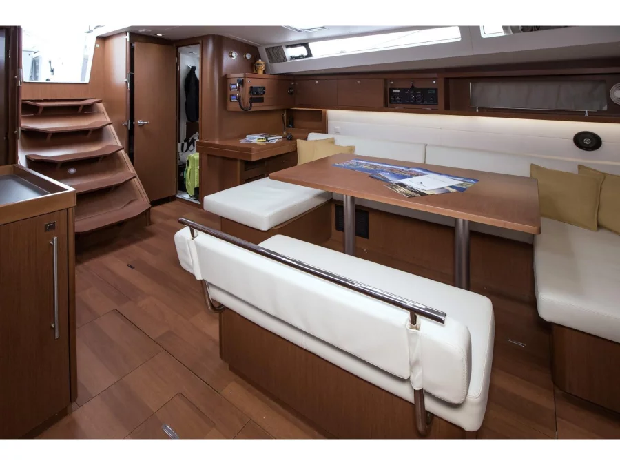 Oceanis 48 (Roxanna (!!!from Monday!))) Interior image - 4
