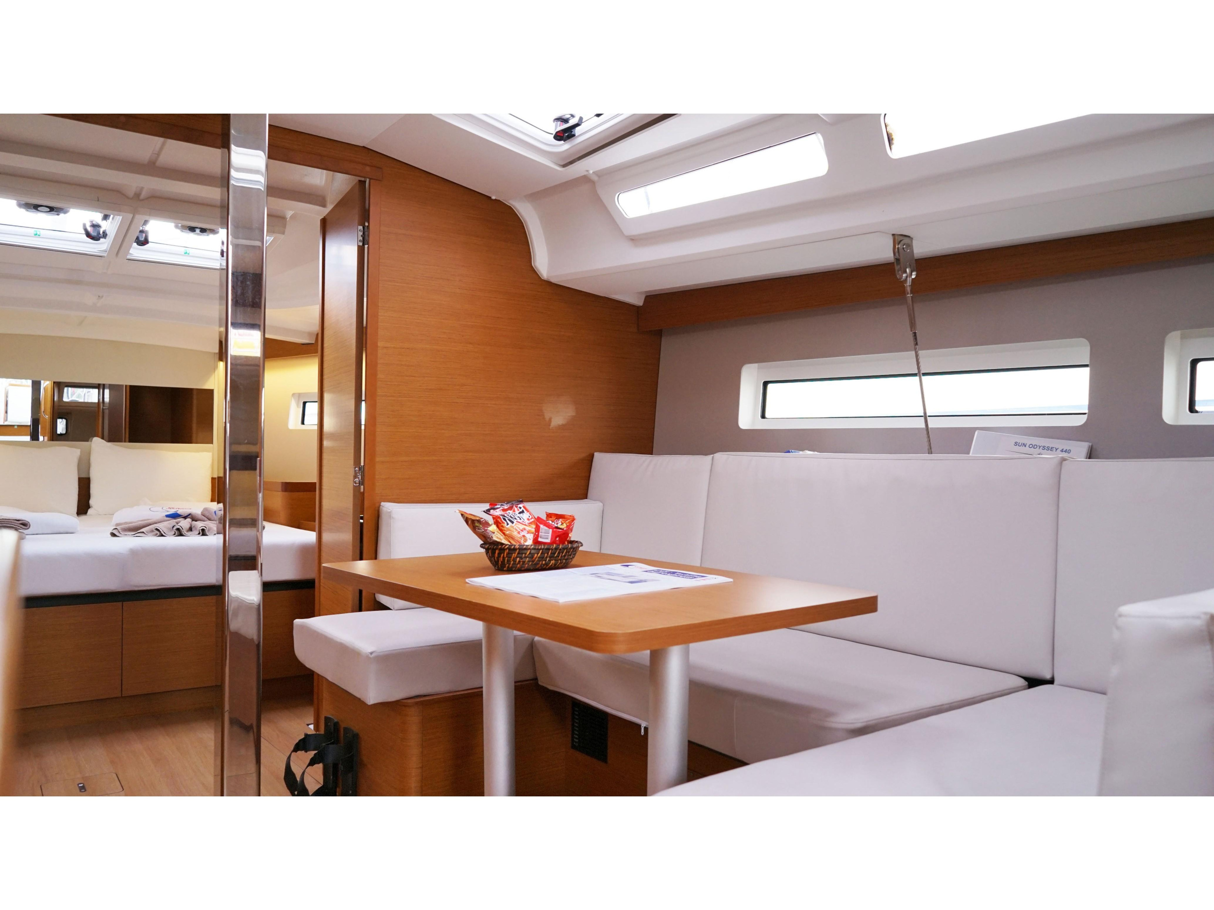 Photo #22 - Sun Odyssey 440 - 3 Cabins (White Marlin) en Marmaris - 4299