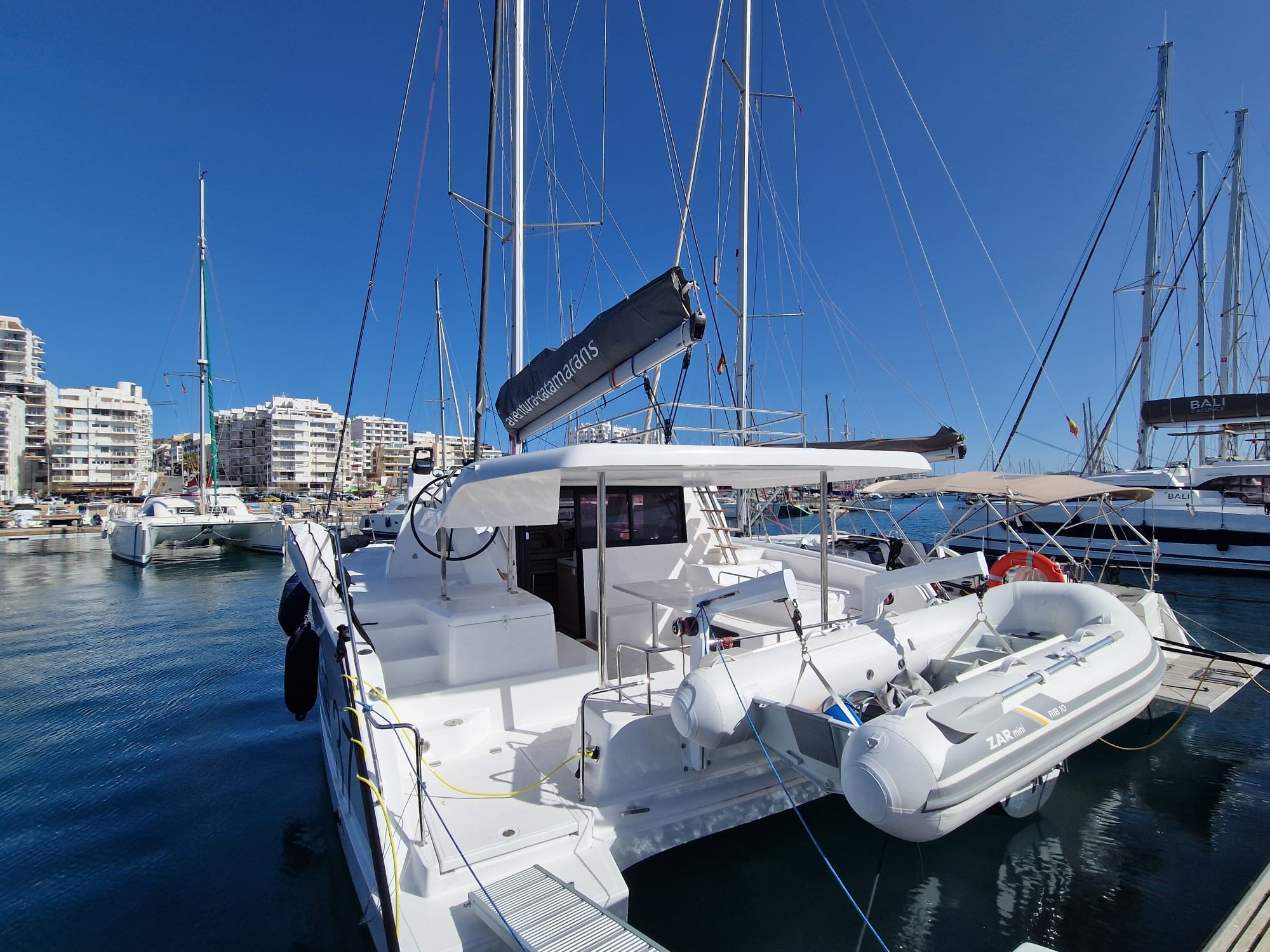 Photo #908 - AVENTURA 37-2023 (Newton) in Le Marin - 26975