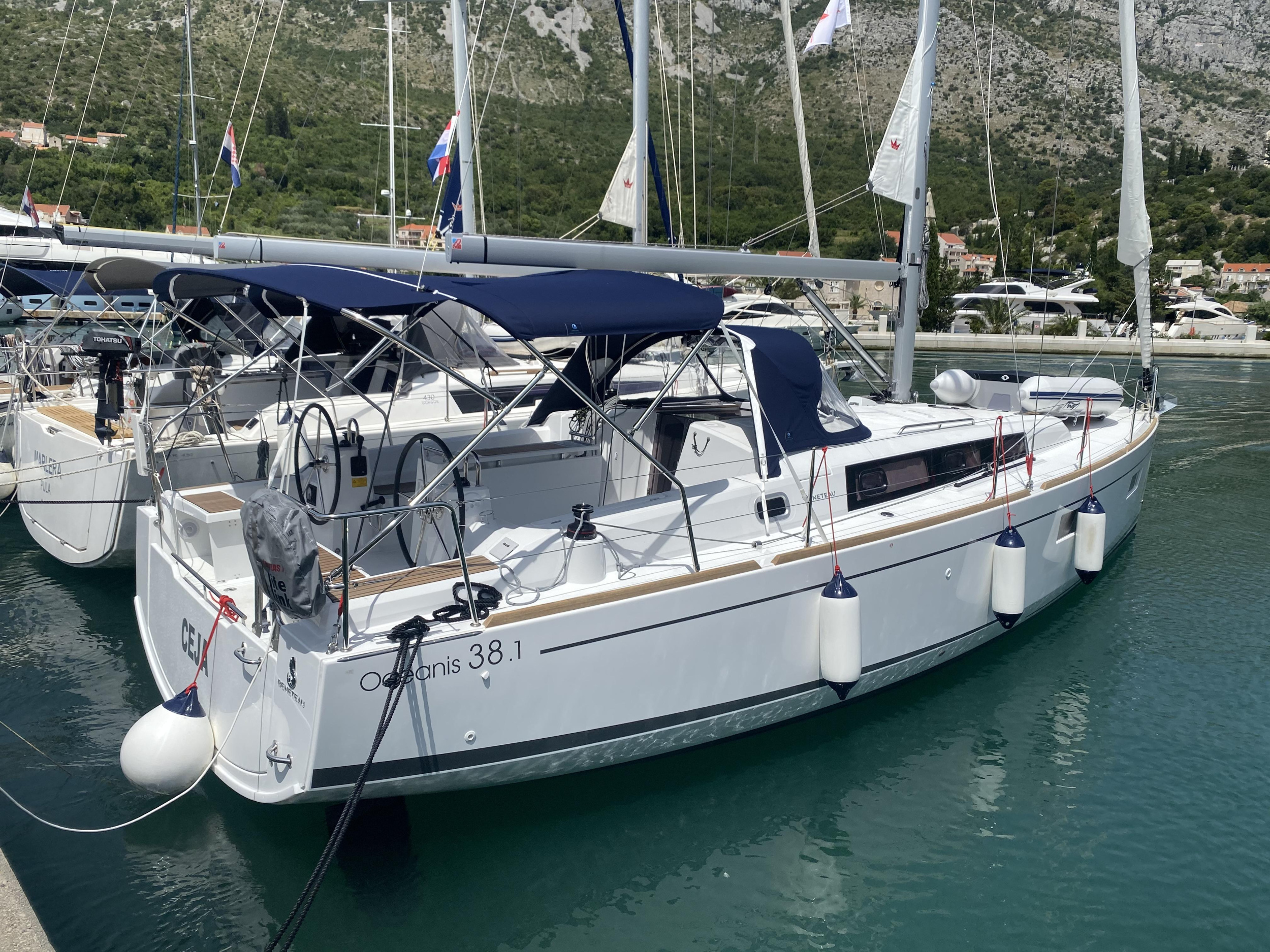Photo #9 - Oceanis 38.1 (Ceja) en Dubrovnik - 13541