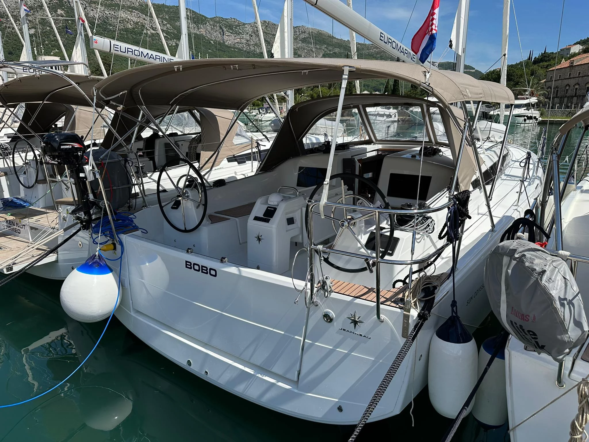 Sun Odyssey 410 (Bobo) Main image - 0