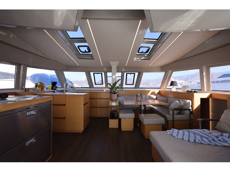 Photo #4 - Nautitech 46 Fly (Aureliano) in Athen - 16445