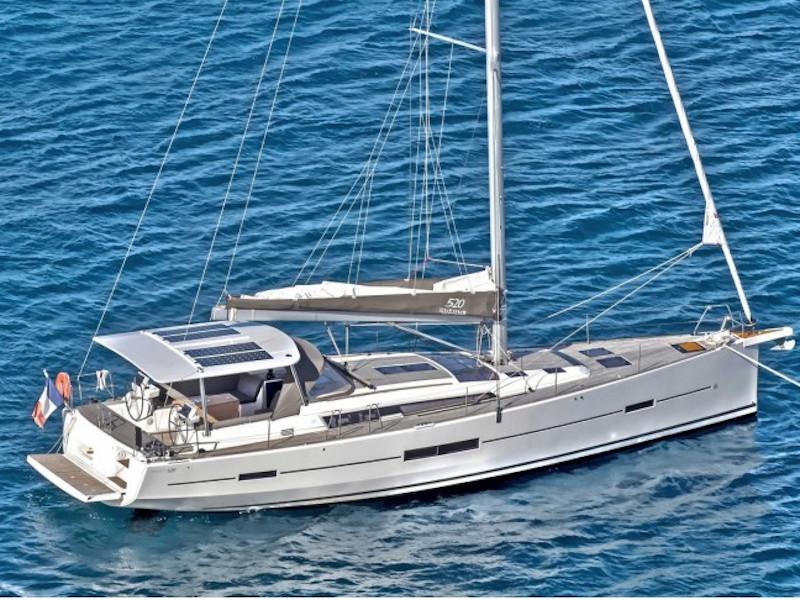 Photo #1 - Dufour 520 GL (Warriors Tale) en Marina - 7139