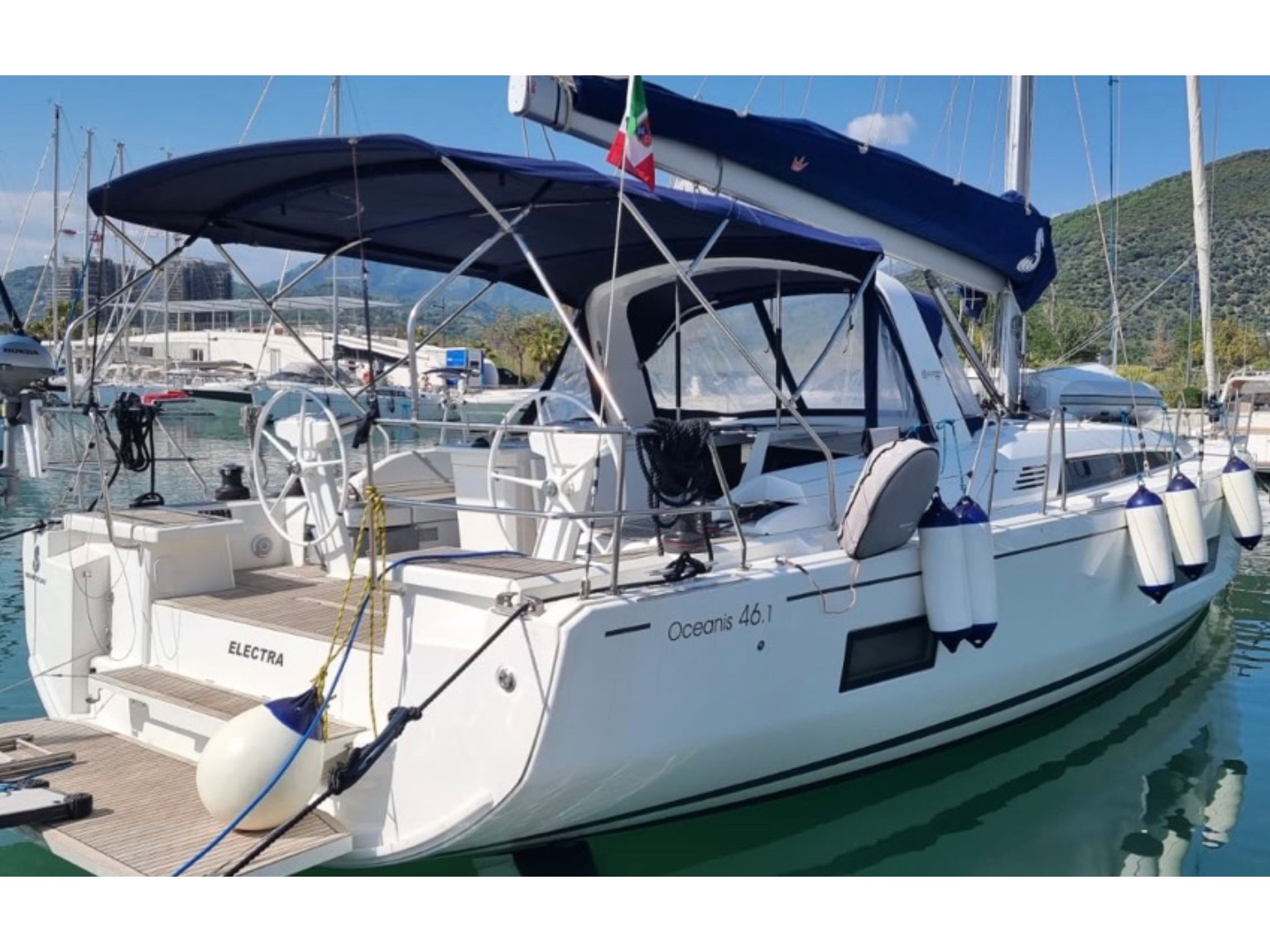 Photo #15 - Oceanis 46.1 (4cabs-2heads) (Electra (Inverter)) in Portisco - 9759