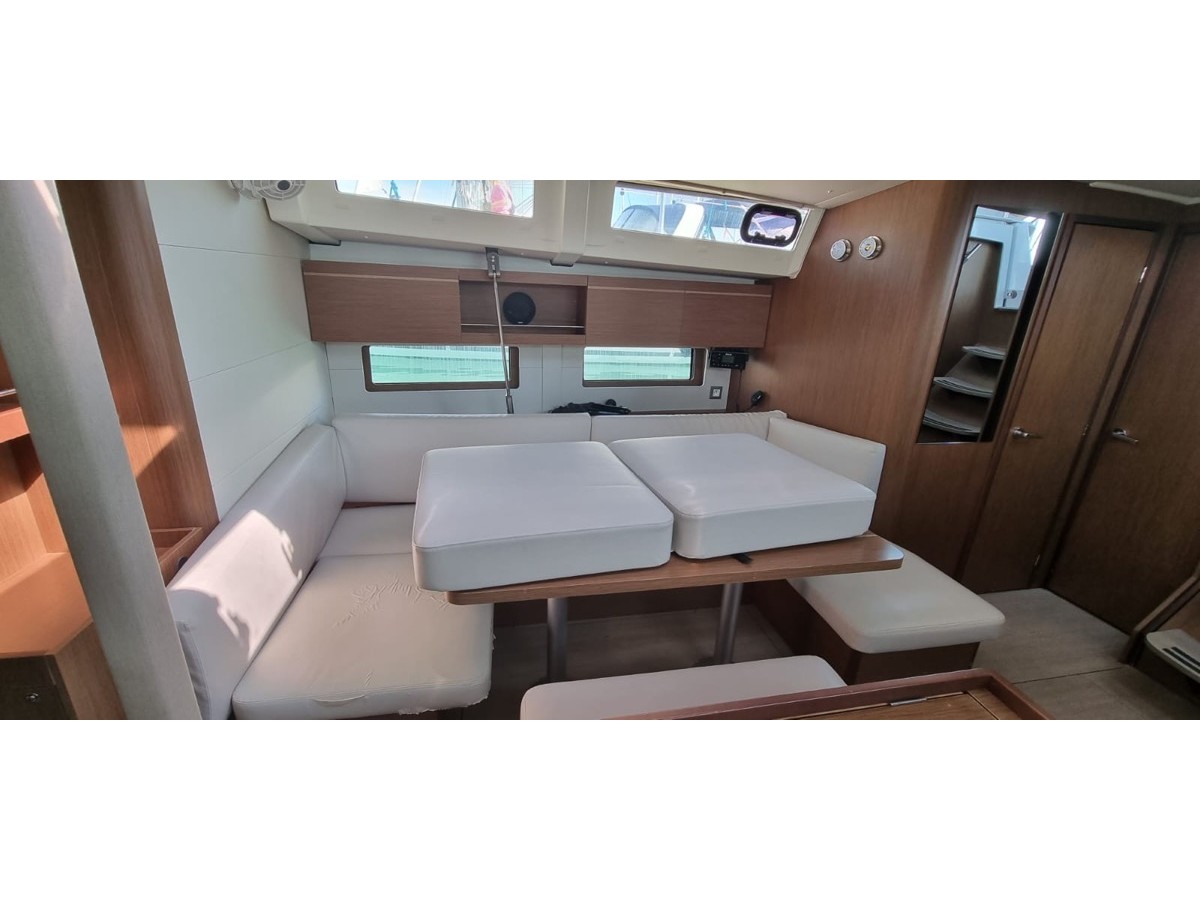 Photo #14 - Oceanis 46.1 (4cabs-2heads) (Electra (Inverter)) in Portisco - 9759