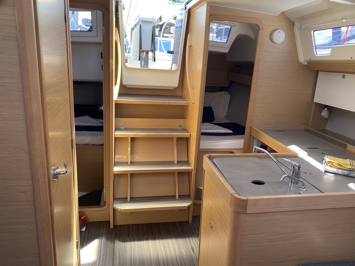 Photo #9 - Dufour 360 Grand Large (Volpetta) in Portisco - 11406