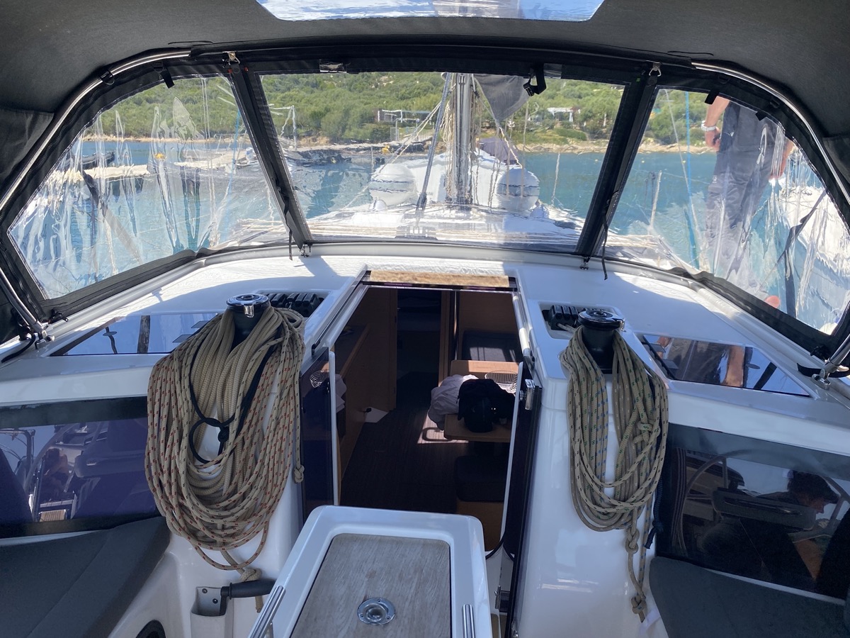 Photo #8 - Dufour 390 Grand Large (Musica) en Portisco - 11645