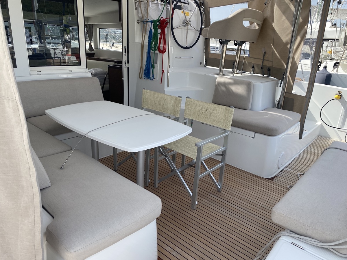 Photo #6 - Lagoon 40 (Koralia) in Portisco - 12289